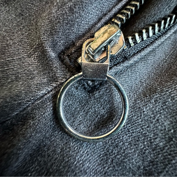 *NWT Express Size 2R Black Denim Cropped Skinny Highrise Women’s Pant Jeans - Picture 10 of 10